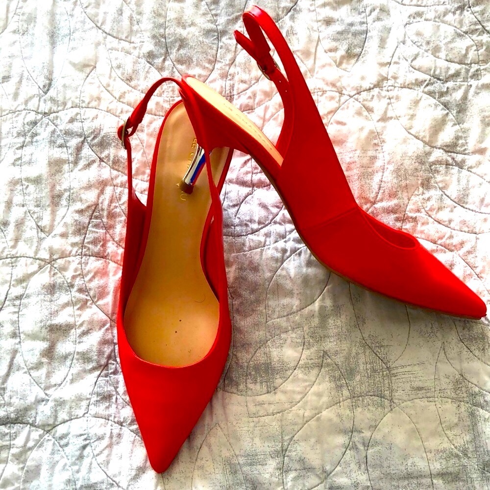 Le Chateau tomato red heels - 7.5(38)